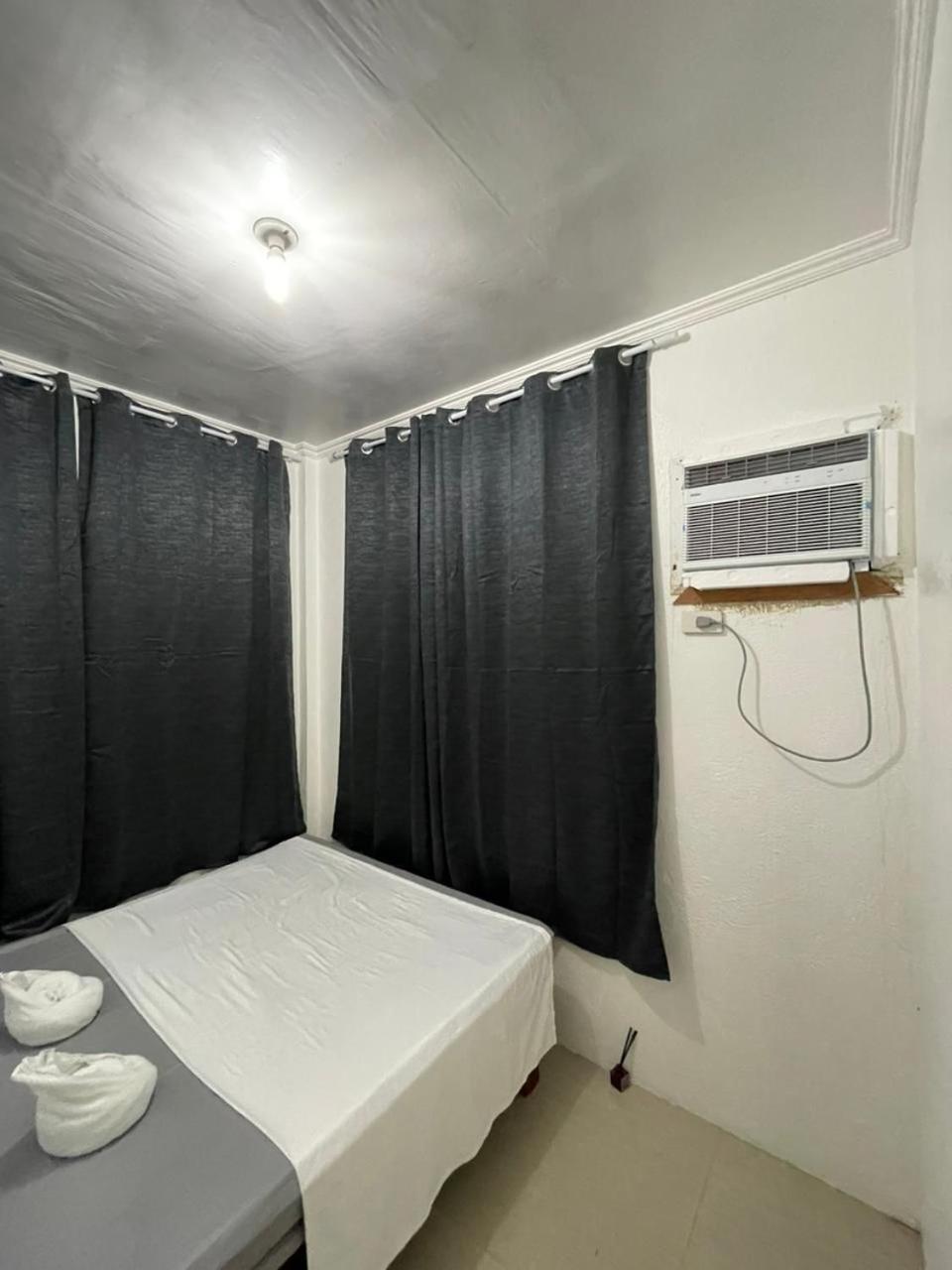 Hotel La Visita General Luna  Pokoj fotografie